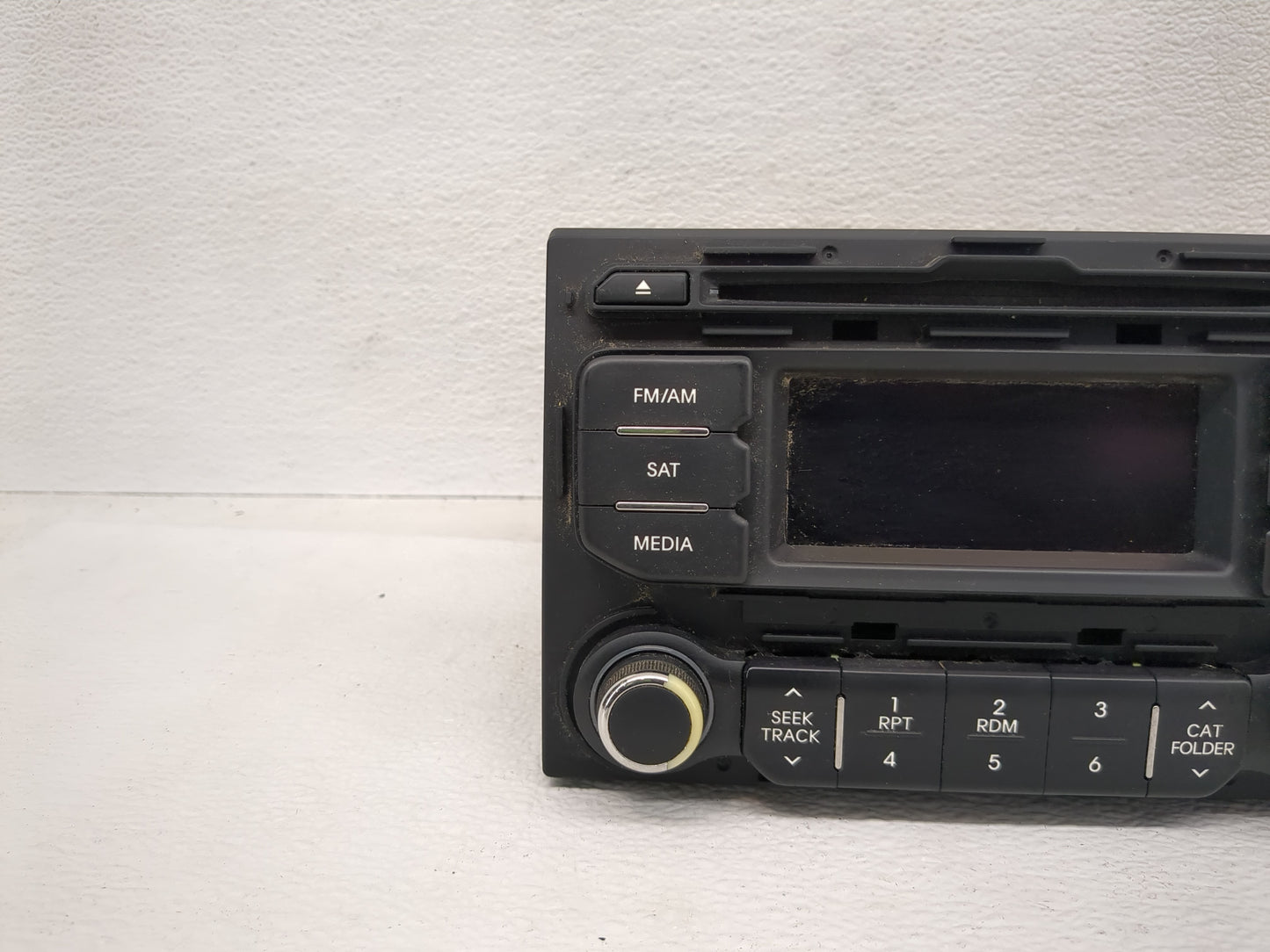 2012-2015 Kia Rio Radio AM FM Cd Player Receiver Replacement P/N:96170-1W900CA Fits Fits 2012 2013 2014 2015 OEM Used Auto P