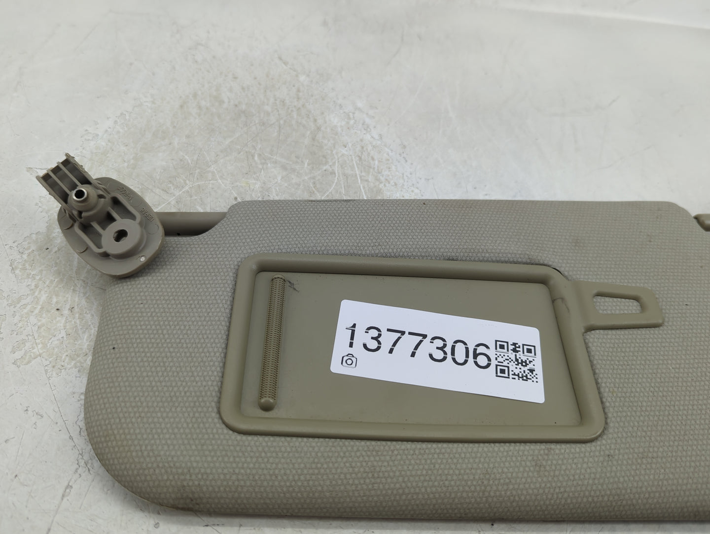 2012-2017 Kia Rio Sun Visor Shade Replacement Driver Left Mirror Fits Fits 2012 2013 2014 2015 2016 2017 OEM Used Auto Parts