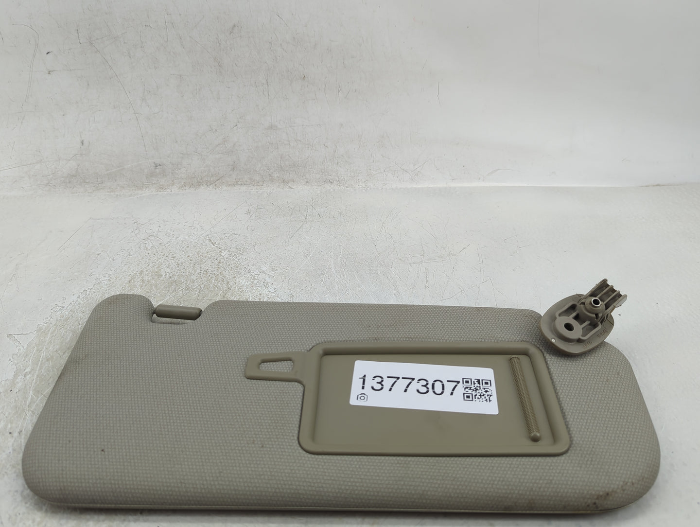 2012-2017 Kia Rio Sun Visor Shade Replacement Passenger Right Mirror Fits Fits 2012 2013 2014 2015 2016 2017 OEM Used Auto P