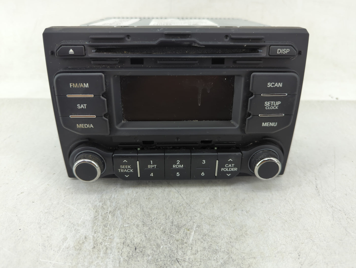 2013 Kia Rio Radio AM FM Cd Player Receiver Replacement P/N:961701W900CA Fits OEM Used Auto Parts - Oemusedautoparts1.com
