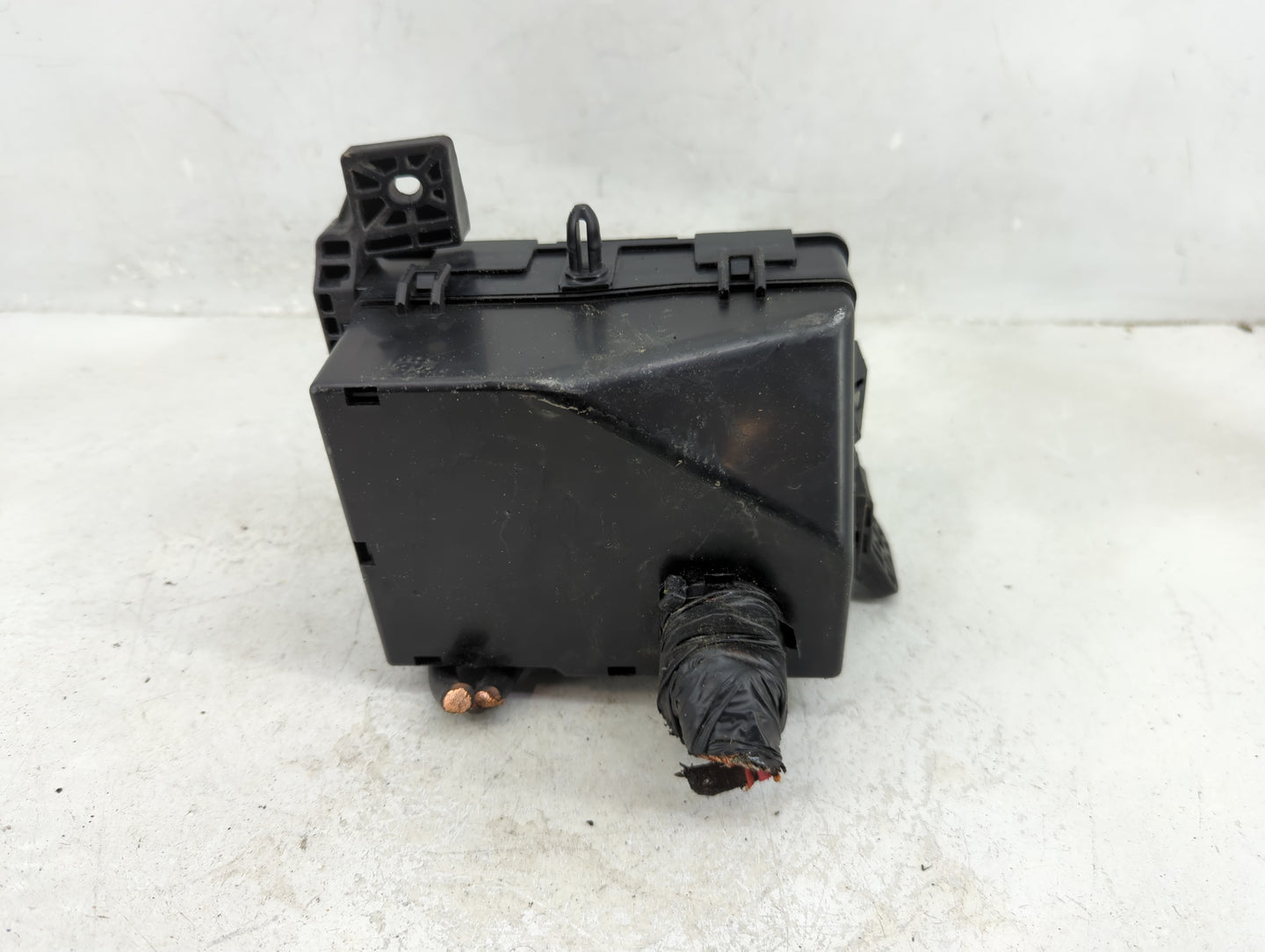 2012-2015 Kia Rio Fusebox Fuse Box Panel Relay Module P/N:91950-1W360 Fits Fits 2012 2013 2014 2015 OEM Used Auto Parts - Oe