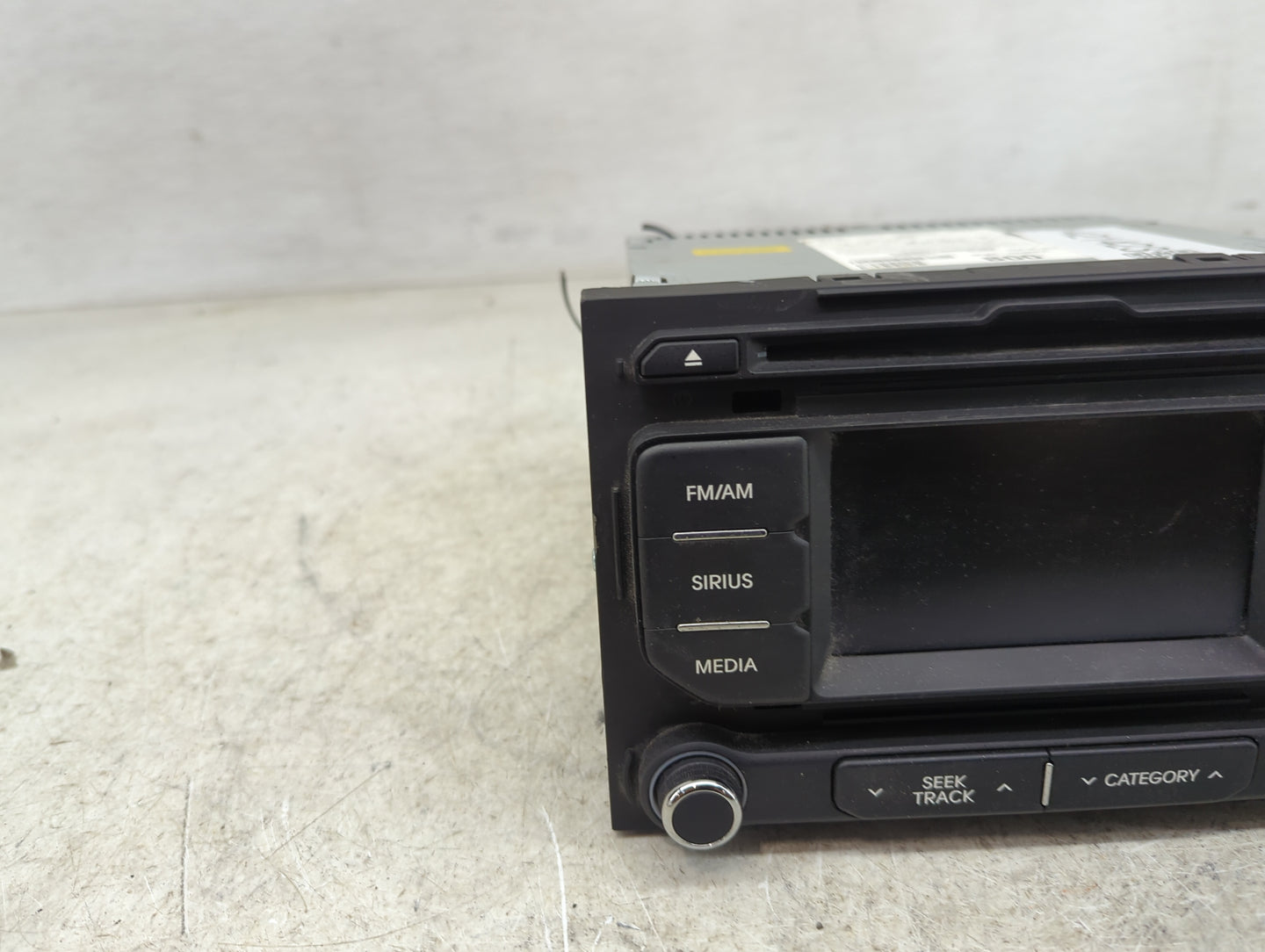 2012-2015 Kia Rio Radio AM FM Cd Player Receiver Replacement P/N:96160-1W000CA Fits Fits 2012 2013 2014 2015 OEM Used Auto P