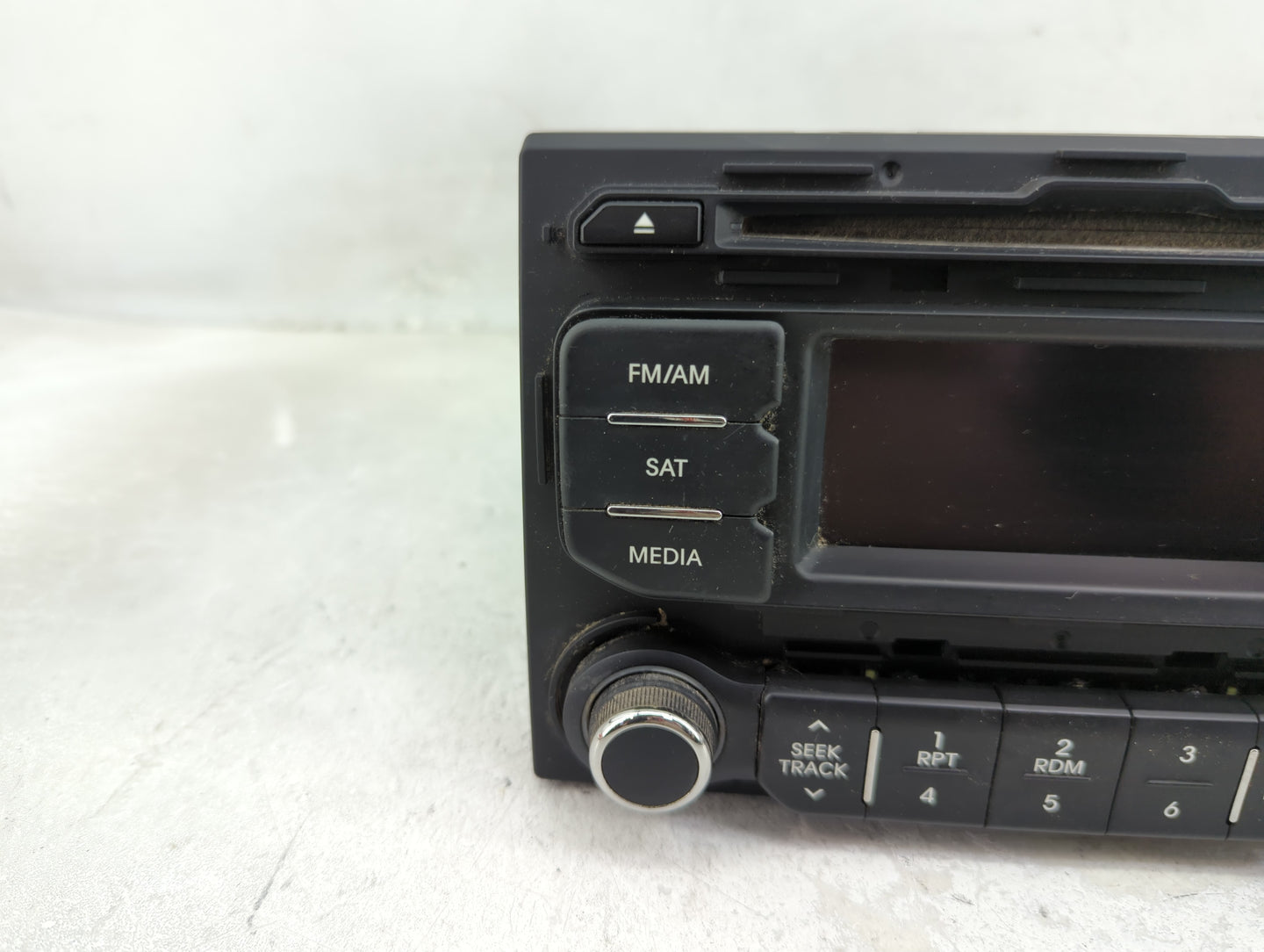 2013 Kia Rio Radio AM FM Cd Player Receiver Replacement P/N:96170-1W900CA AM170IHAN Fits OEM Used Auto Parts - Oemusedautopa