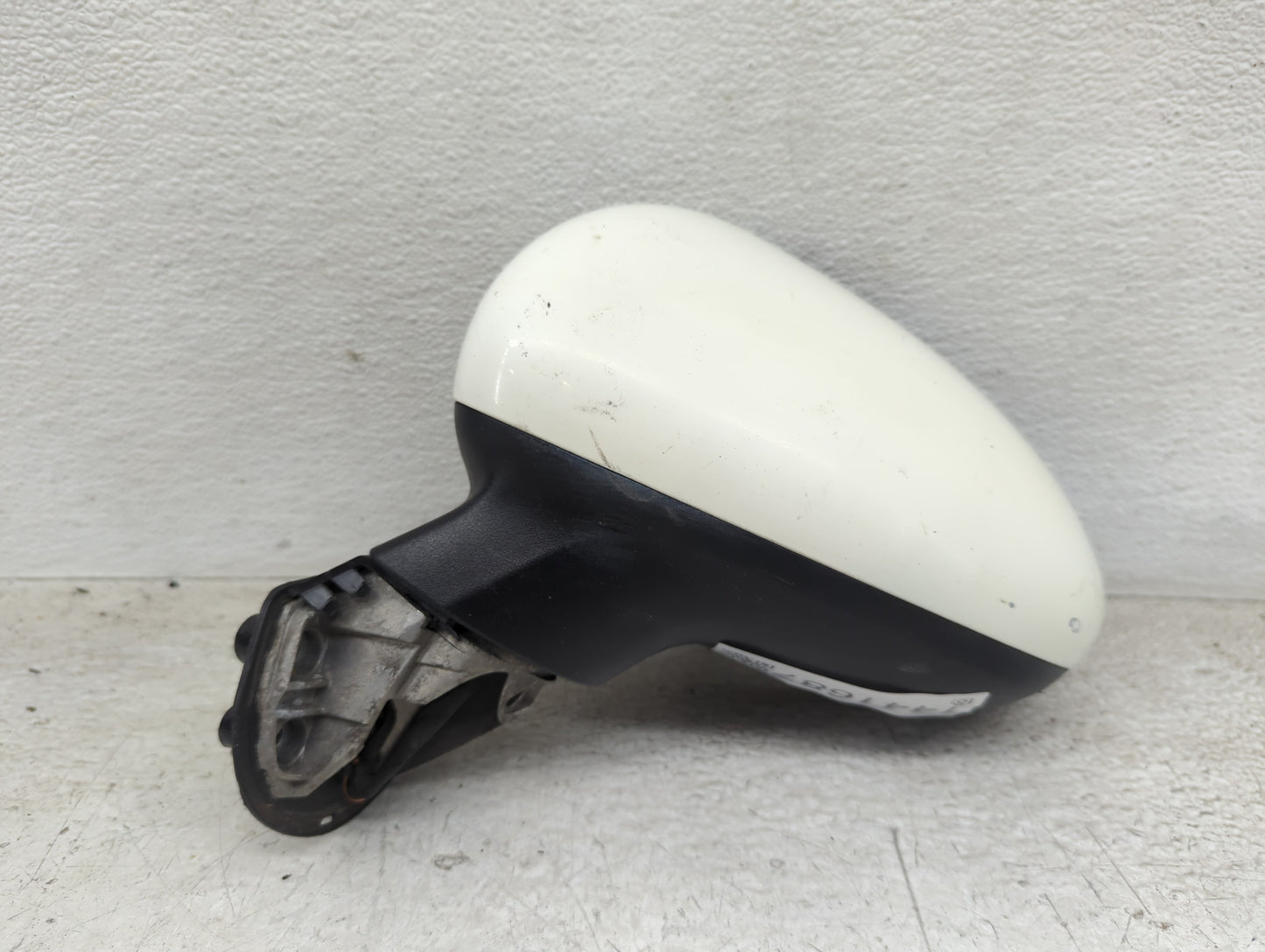 2012-2014 Kia Rio Driver Side View Mirror - Left Door Mirror OEM Used - Oemusedautoparts1.com