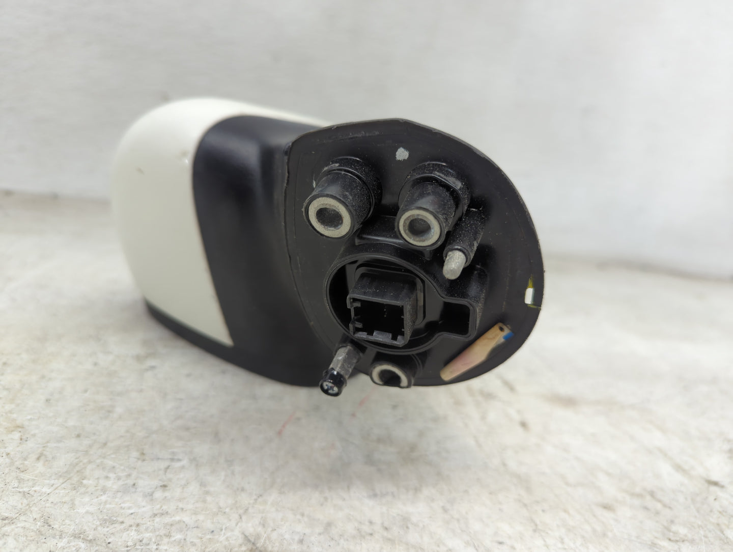 2012-2014 Kia Rio Driver Side View Mirror - Left Door Mirror OEM Used - Oemusedautoparts1.com