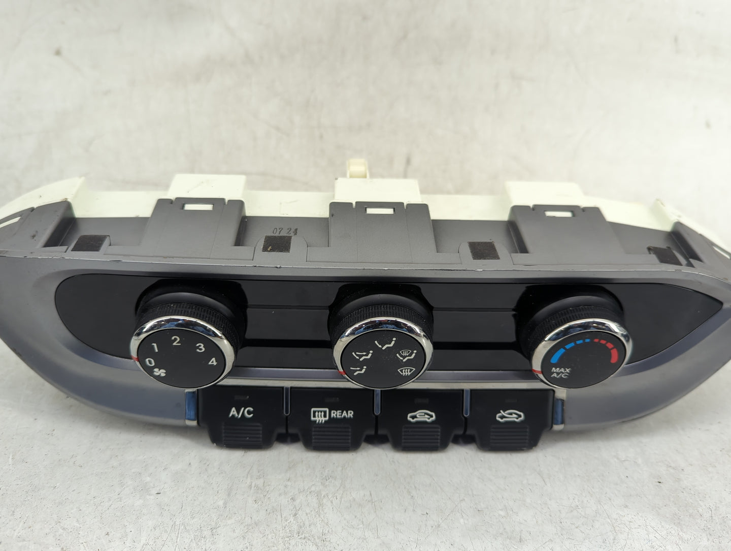 2012-2015 Kia Rio Climate Control Module Temperature AC/Heater Replacement P/N:97250-1W060 97250-1WXXX Fits OEM Used Auto Pa