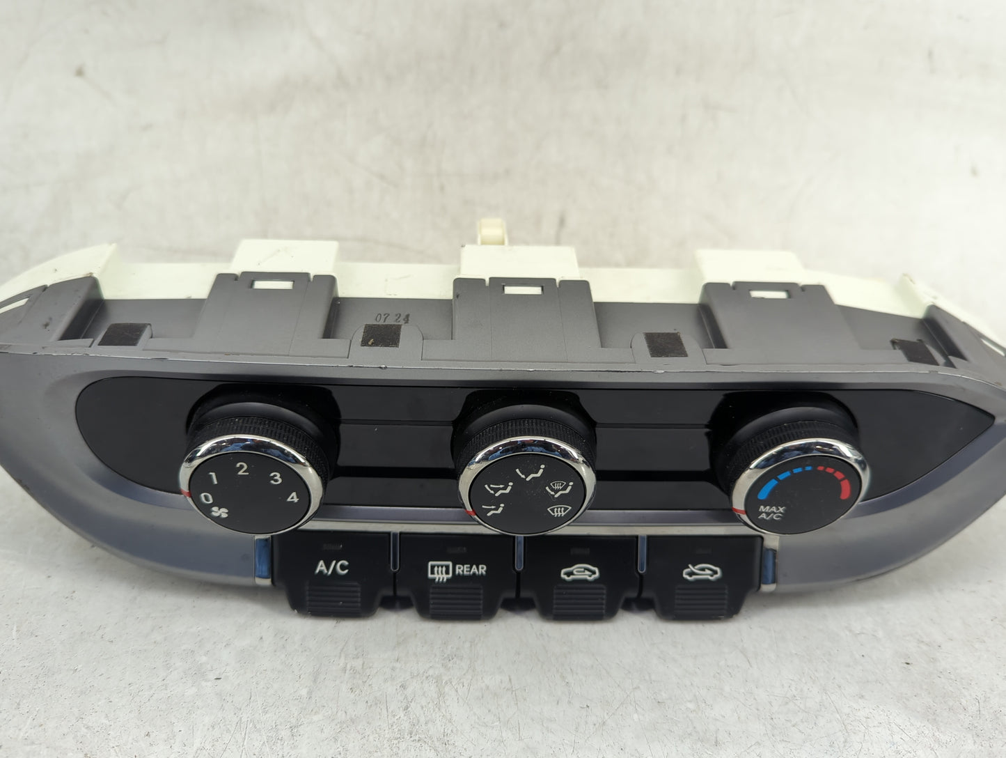 2012-2015 Kia Rio Climate Control Module Temperature AC/Heater Replacement P/N:97250-1W060 97250-1WXXX Fits OEM Used Auto Pa