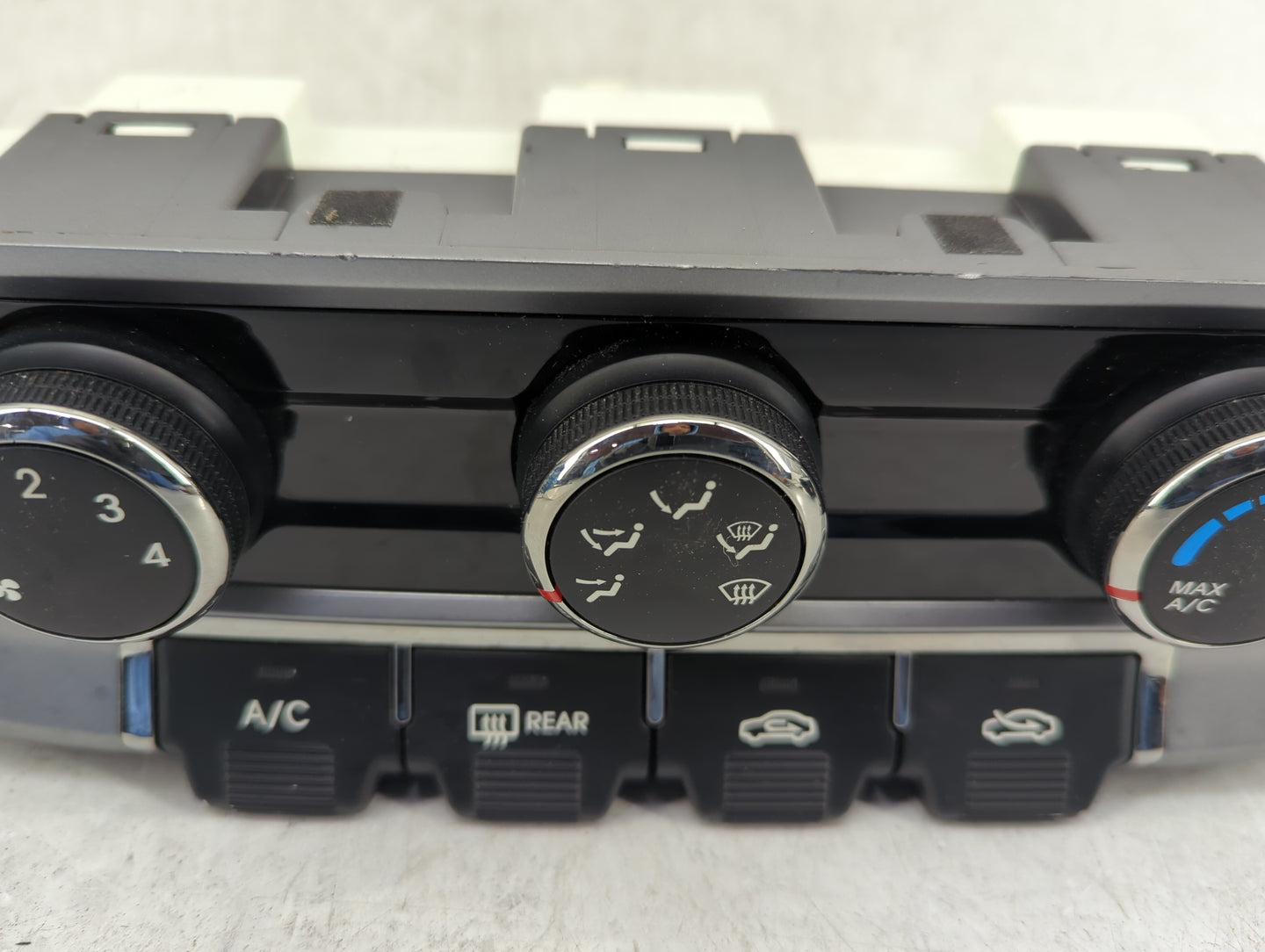 2012-2015 Kia Rio Climate Control Module Temperature AC/Heater Replacement P/N:97250-1W060 97250-1WXXX Fits OEM Used Auto Pa