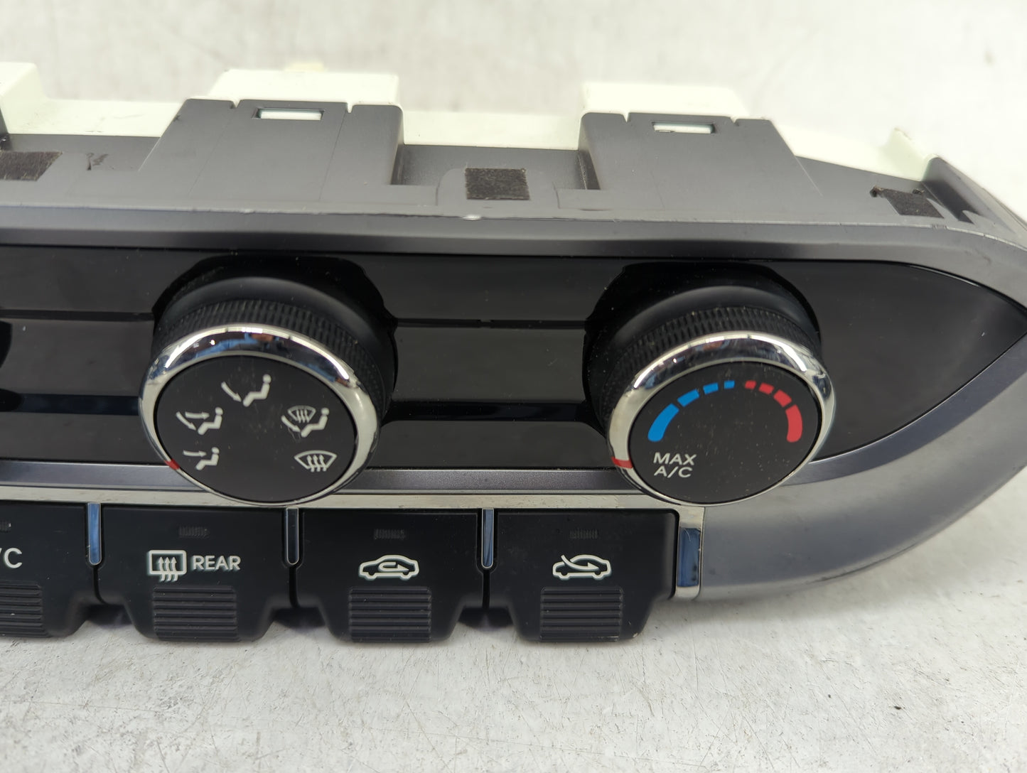 2012-2015 Kia Rio Climate Control Module Temperature AC/Heater Replacement P/N:97250-1W060 97250-1WXXX Fits OEM Used Auto Pa