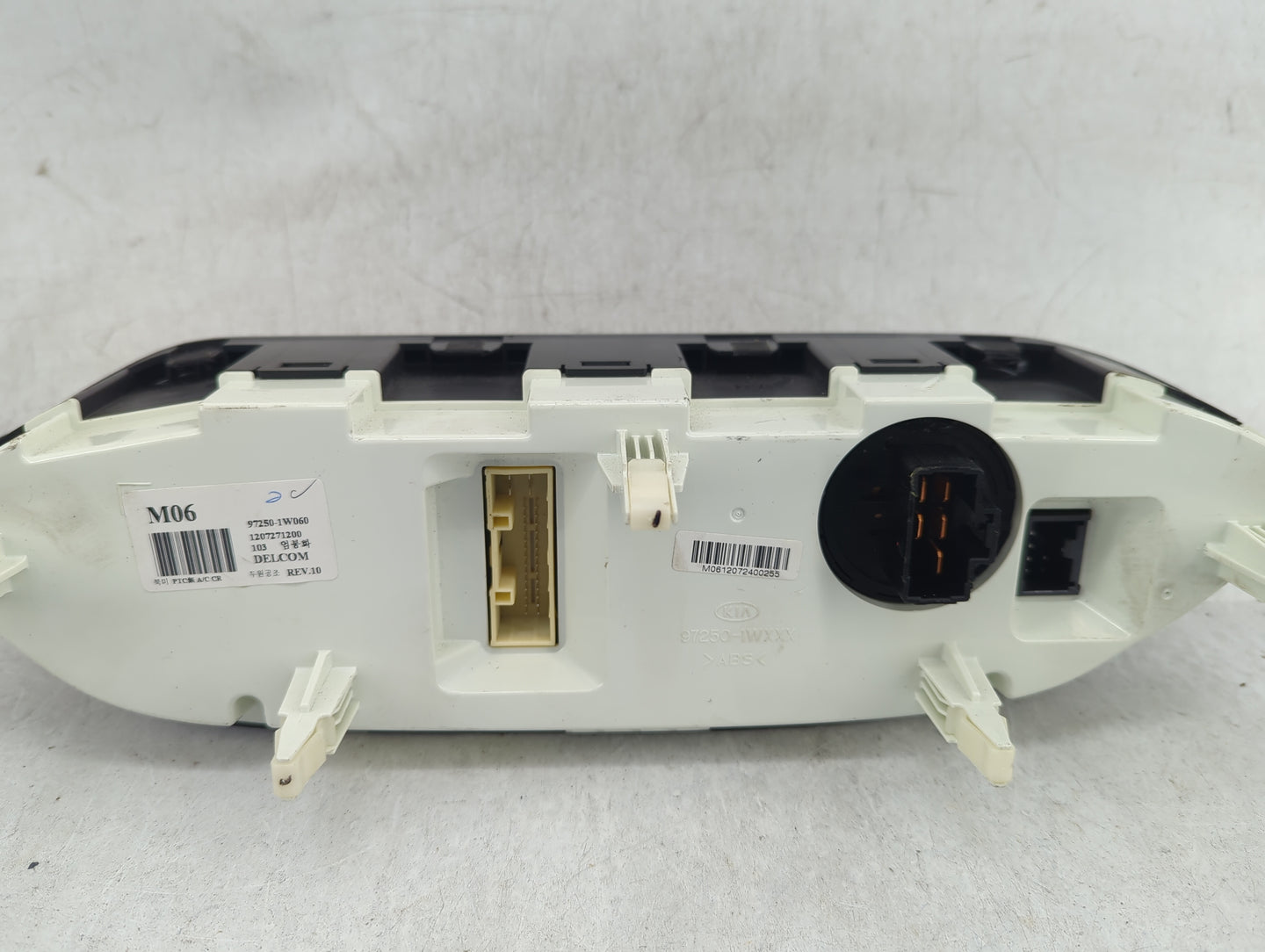 2012-2015 Kia Rio Climate Control Module Temperature AC/Heater Replacement P/N:97250-1W060 97250-1WXXX Fits OEM Used Auto Pa