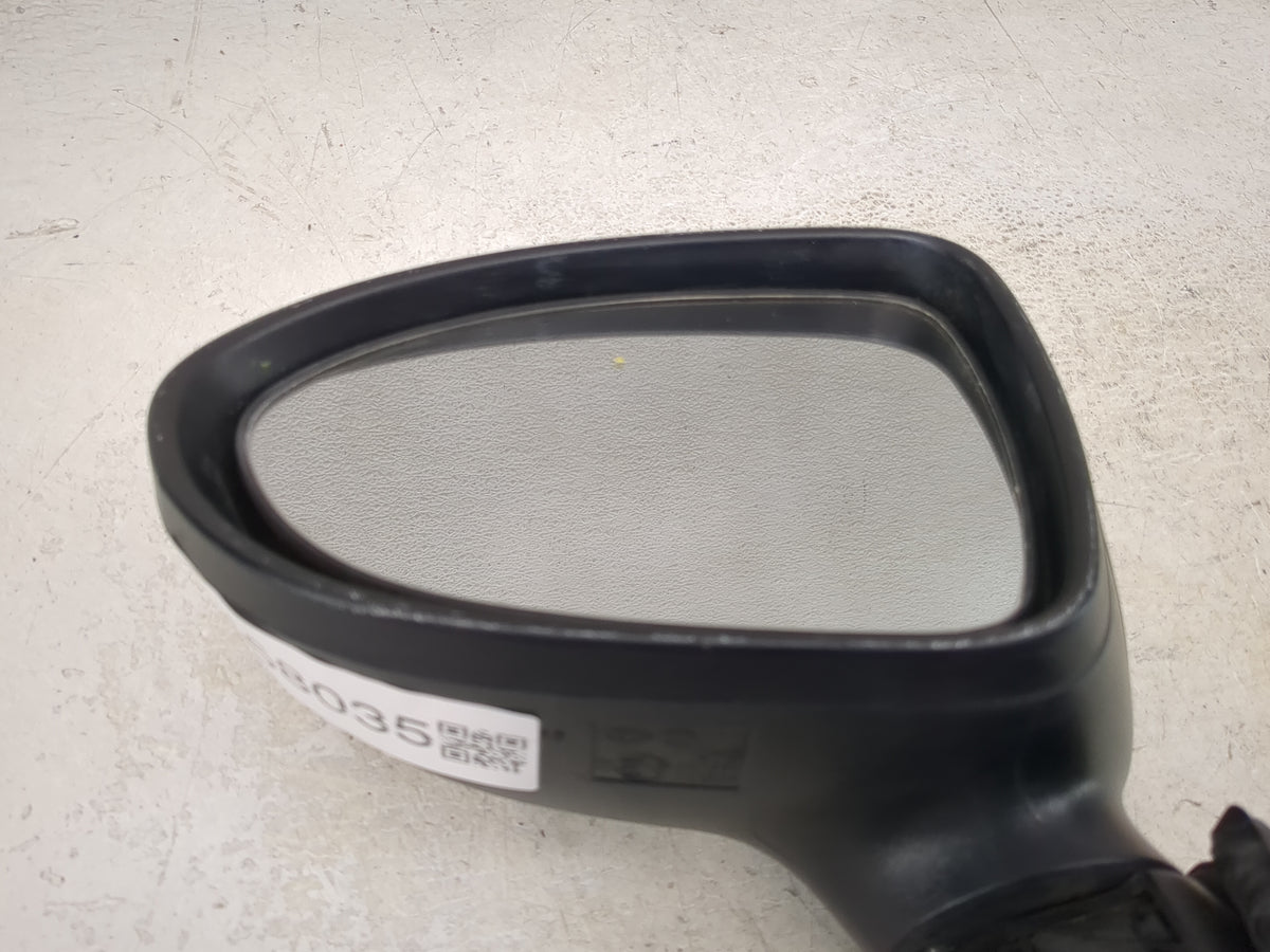 2013 Kia Rio Driver Side View Mirror - Left Door Mirror OEM Used - Oemusedautoparts1.com