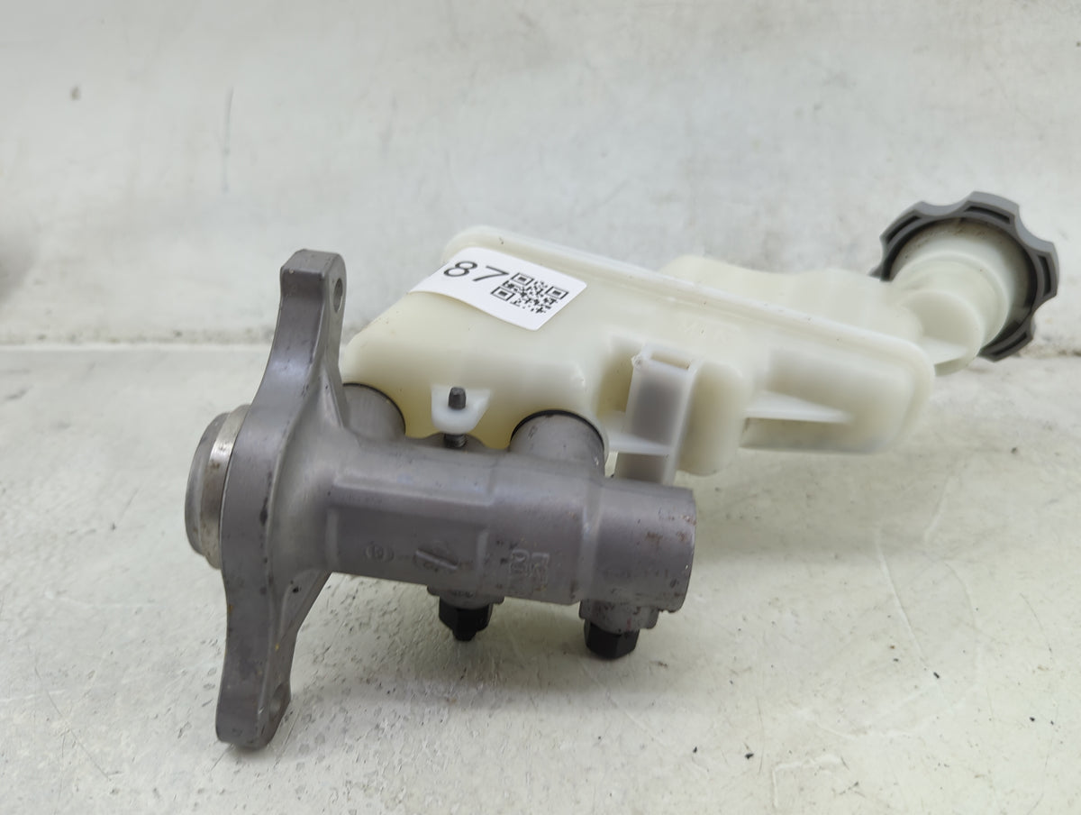 2012-2015 Kia Rio Brake Master Cylinder 1492187 - Oemusedautoparts1.com