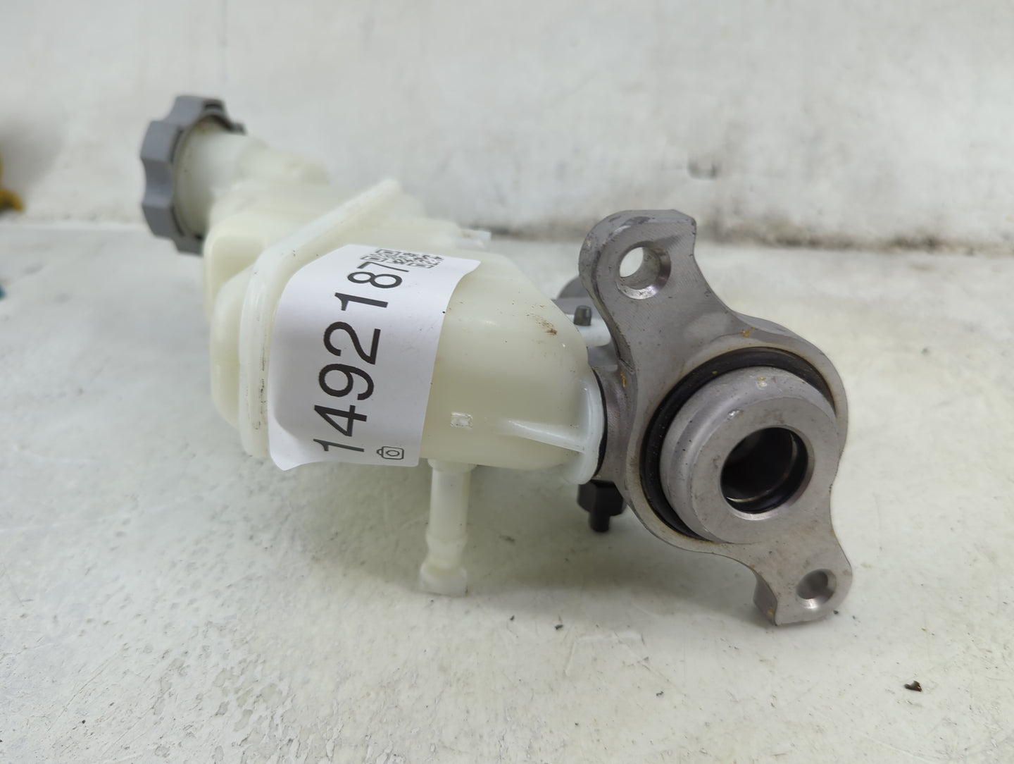 2012-2015 Kia Rio Brake Master Cylinder 1492187 - Oemusedautoparts1.com