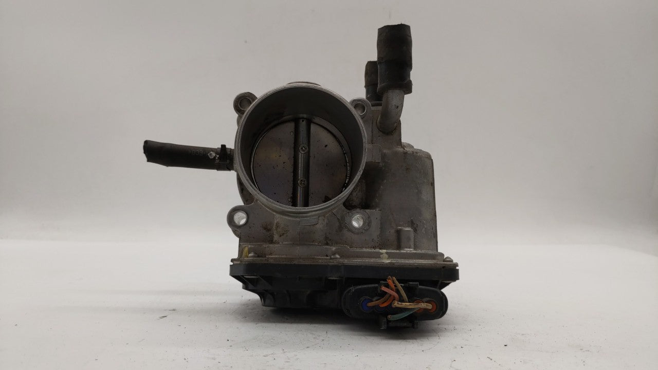 2012-2019 Kia Rio Throttle Body P/N:5302-1S02 35100-2B300 Fits Fits 2012 2013 2014 2015 2016 2017 2018 2019 OEM Used Auto Pa