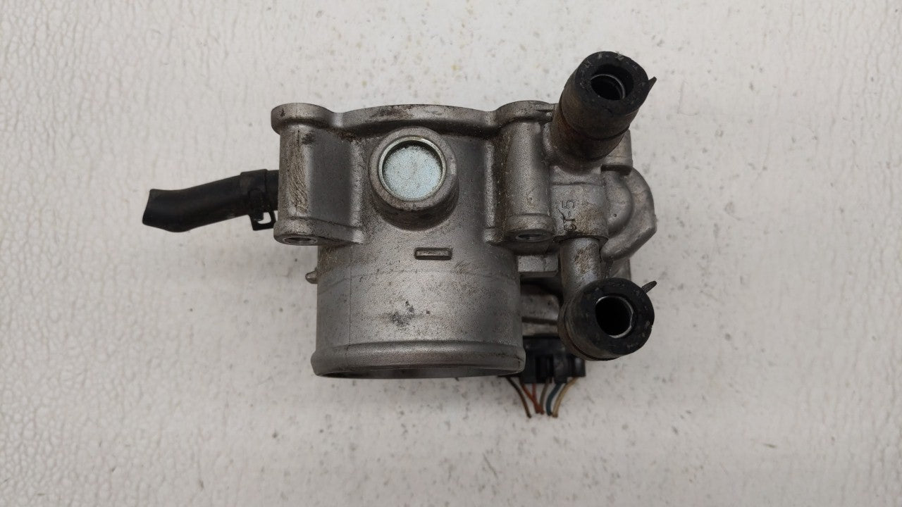 2012-2019 Kia Rio Throttle Body P/N:5302-1S02 35100-2B300 Fits Fits 2012 2013 2014 2015 2016 2017 2018 2019 OEM Used Auto Pa