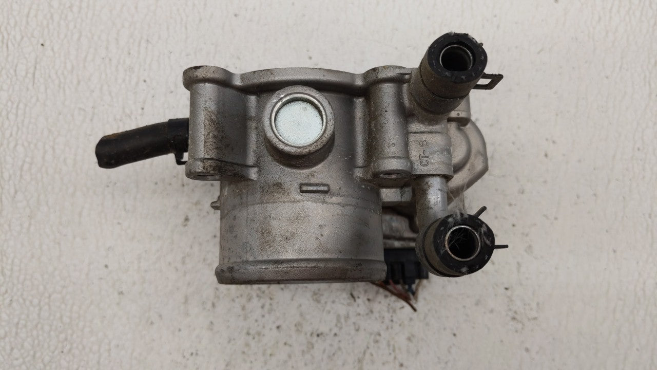 2012-2019 Kia Rio Throttle Body P/N:5302-1S02 35100-2B300 Fits Fits 2012 2013 2014 2015 2016 2017 2018 2019 OEM Used Auto Pa