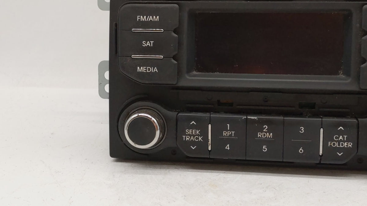 2012-2015 Kia Rio Am Fm Cd Player Radio Receiver 256047 - Oemusedautoparts1.com