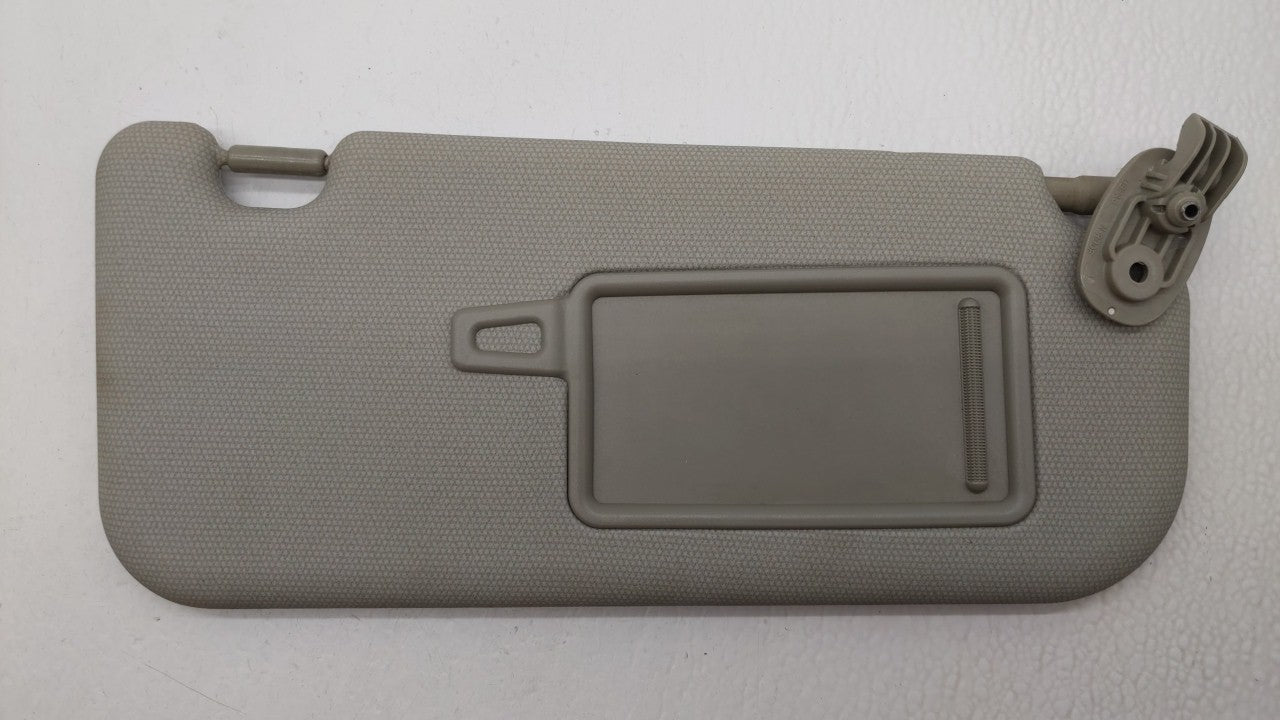2012-2017 Kia Rio Sun Visor Shade Replacement Passenger Right Mirror Fits Fits 2012 2013 2014 2015 2016 2017 OEM Used Auto P