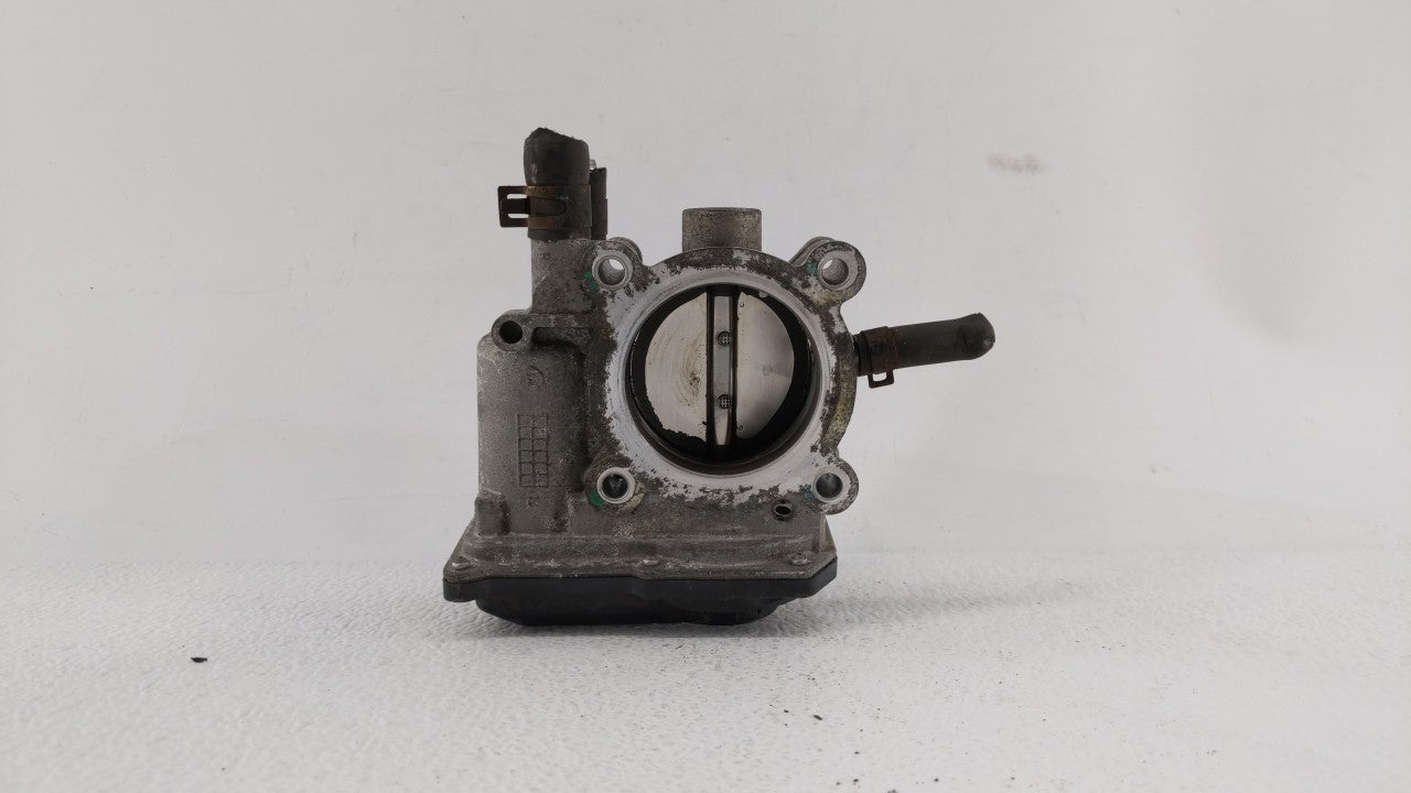 2012-2019 Kia Rio Throttle Body P/N:5302-1S02 35100-2B300 Fits Fits 2012 2013 2014 2015 2016 2017 2018 2019 OEM Used Auto Pa