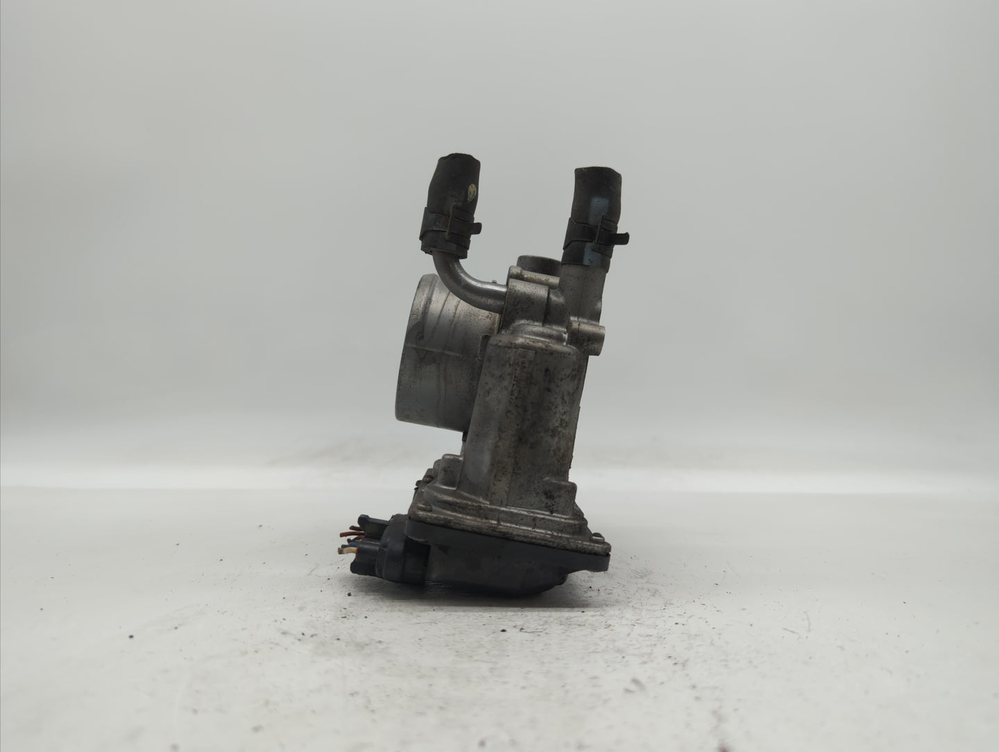 2012-2019 Kia Rio Throttle Body P/N:35100-2B310 5302-1S02, 35100-2B300 Fits Fits 2012 2013 2014 2015 2016 2017 2018 2019 OEM