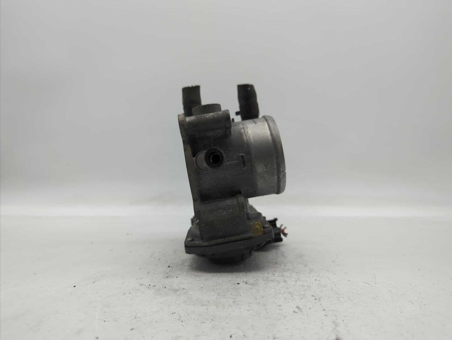 2012-2019 Kia Rio Throttle Body P/N:35100-2B310 5302-1S02, 35100-2B300 Fits Fits 2012 2013 2014 2015 2016 2017 2018 2019 OEM