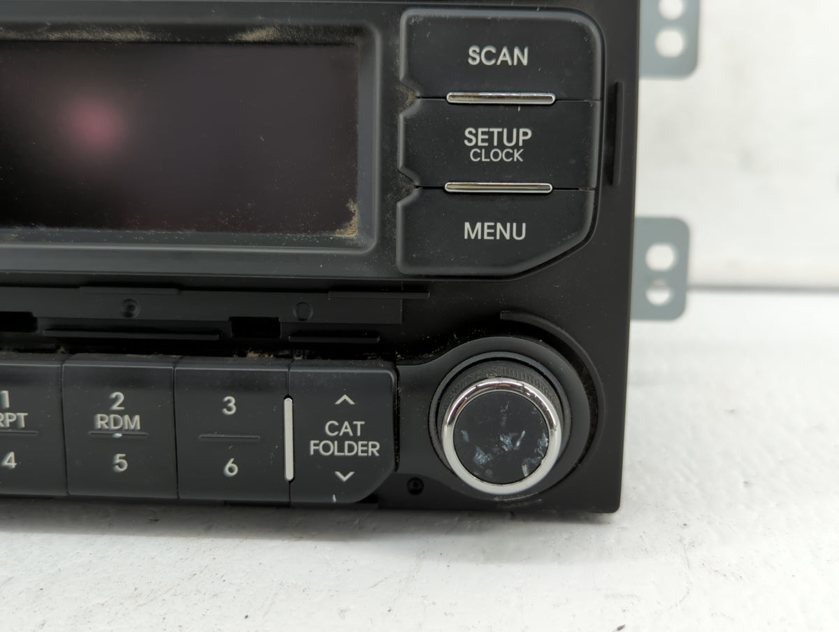2012-2015 Kia Rio Am Fm Cd Player Radio Receiver 381216 - Oemusedautoparts1.com