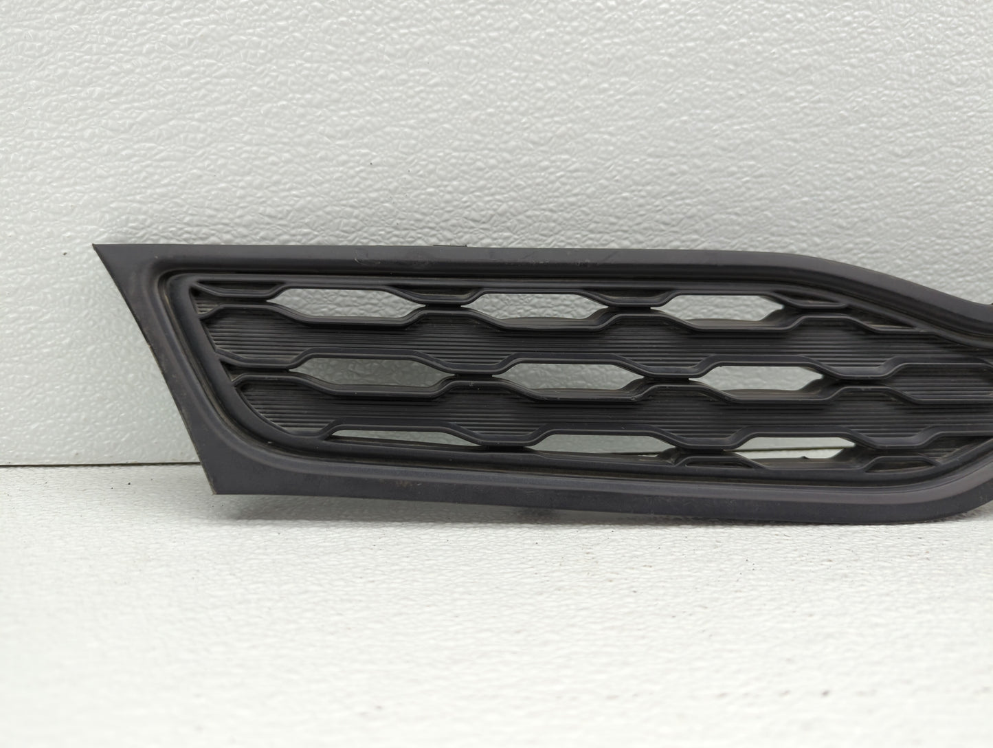 2012-2015 Kia Rio Front Grille Bumper Not Included Black - Oemusedautoparts1.com