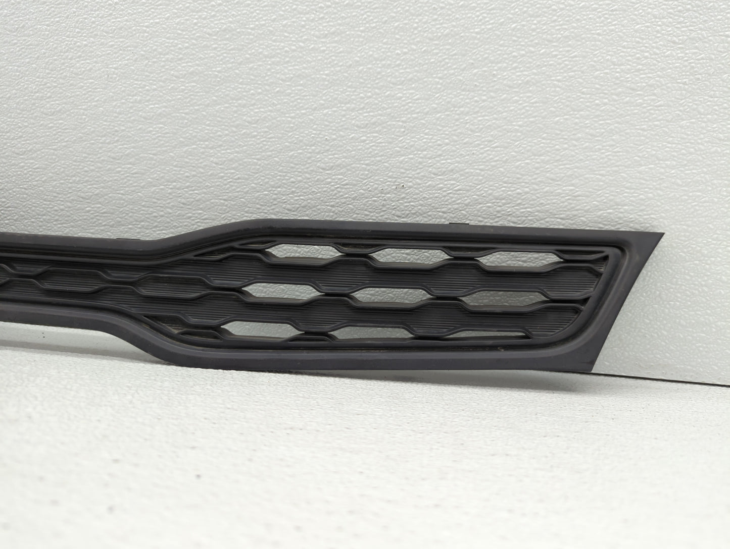 2012-2015 Kia Rio Front Grille Bumper Not Included Black - Oemusedautoparts1.com