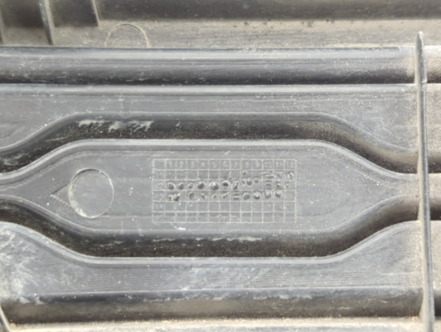 2012-2015 Kia Rio Front Grille Bumper Not Included Black - Oemusedautoparts1.com