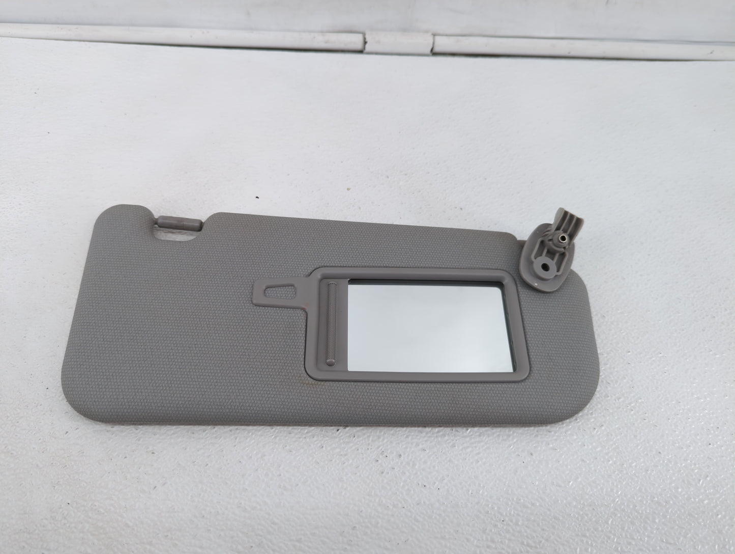 2012-2017 Kia Rio Sun Visor Shade Replacement Passenger Right Mirror Fits Fits 2012 2013 2014 2015 2016 2017 OEM Used Auto P