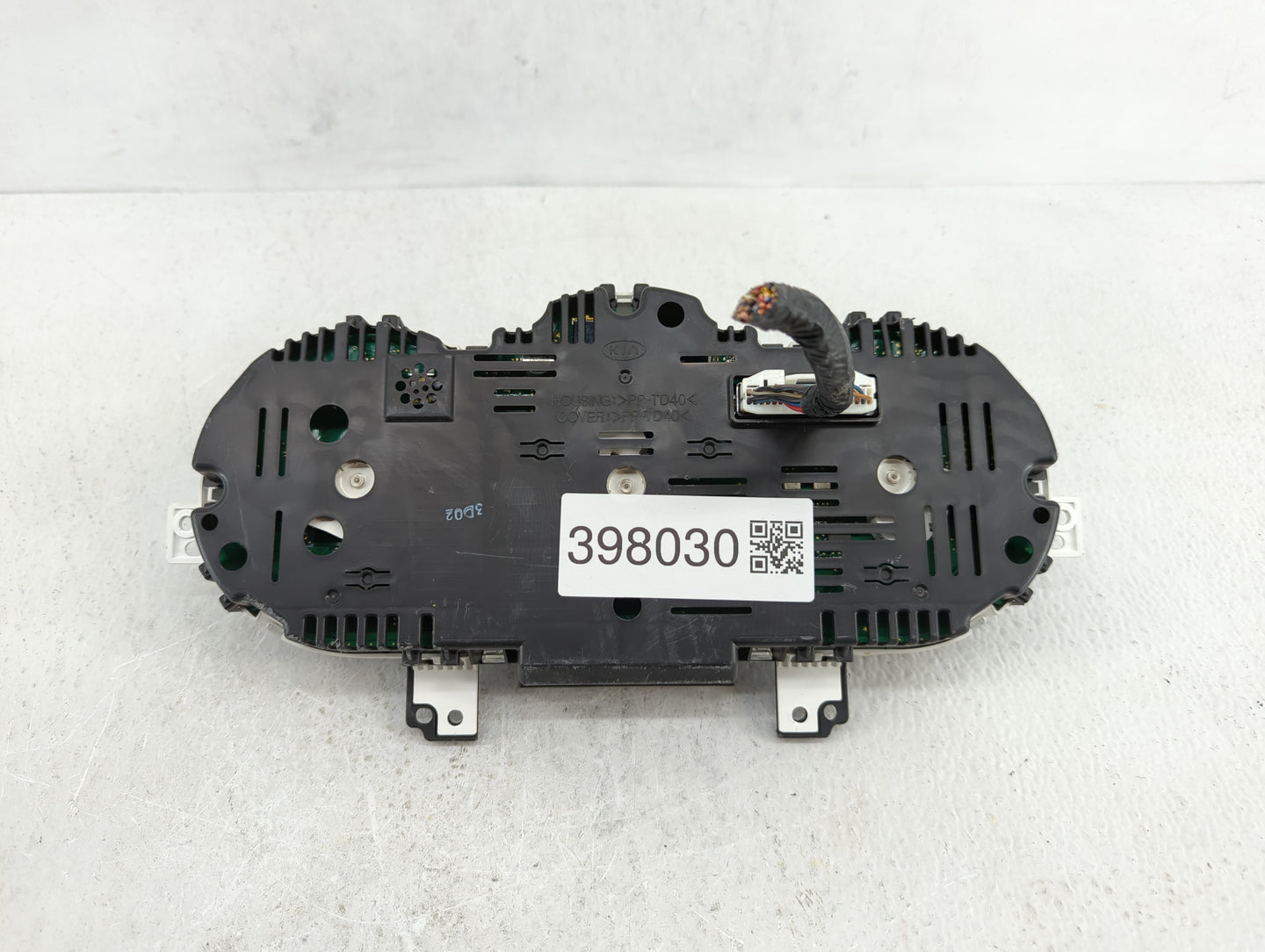 2012-2015 Kia Rio Instrument Cluster Speedometer Gauges P/N:94022-1W018 94022-1W118, 94002-1W008 Fits Fits 2012 2013 2014 20