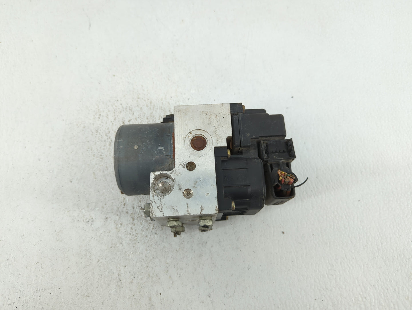 2012-2015 Kia Rio ABS Pump Control Module Replacement P/N:58920-1W400 58920-1W405 Fits Fits 2012 2013 2014 2015 OEM Used Aut