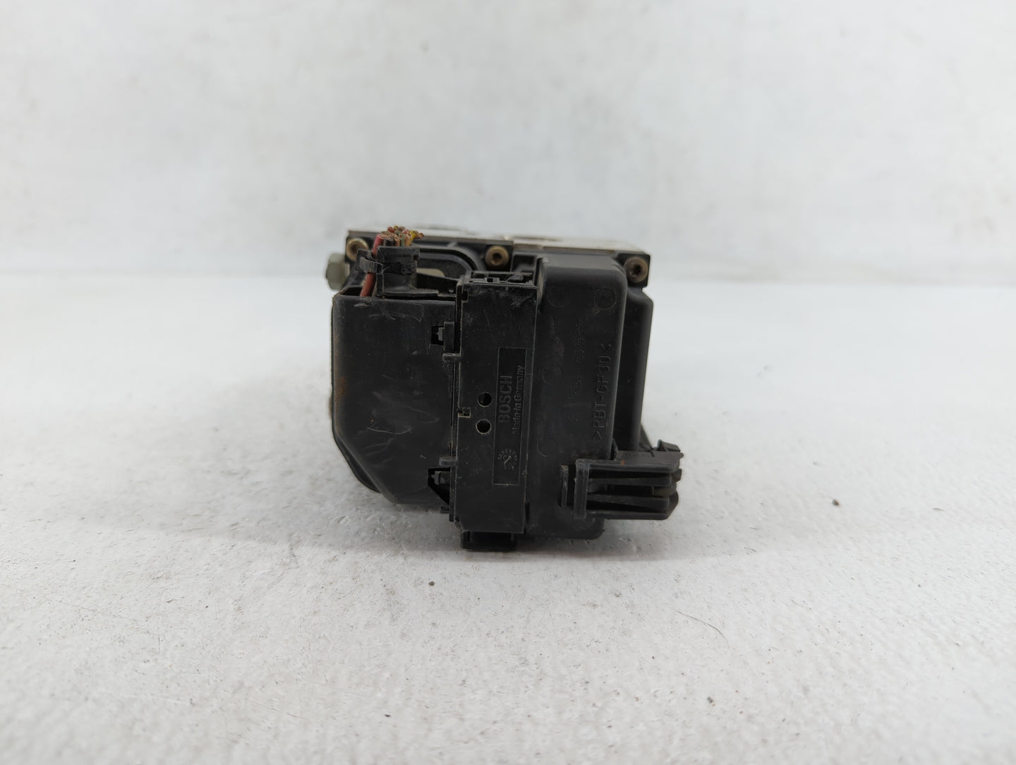 2012-2015 Kia Rio ABS Pump Control Module Replacement P/N:58920-1W400 58920-1W405 Fits Fits 2012 2013 2014 2015 OEM Used Aut