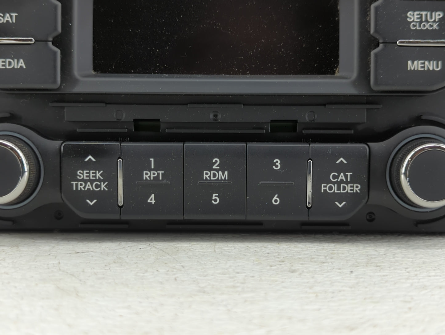 2012-2015 Kia Rio Am Fm Cd Player Radio Receiver - Oemusedautoparts1.com