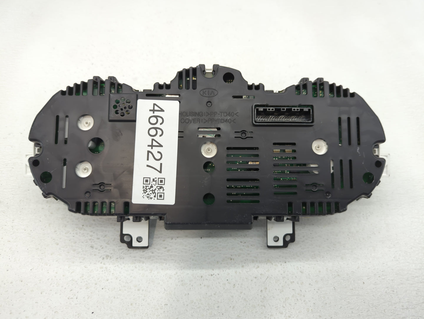 2012-2015 Kia Rio Instrument Cluster Speedometer Gauges P/N:94022-1W018 94022-1W118, 94002-1W008 Fits Fits 2012 2013 2014 20