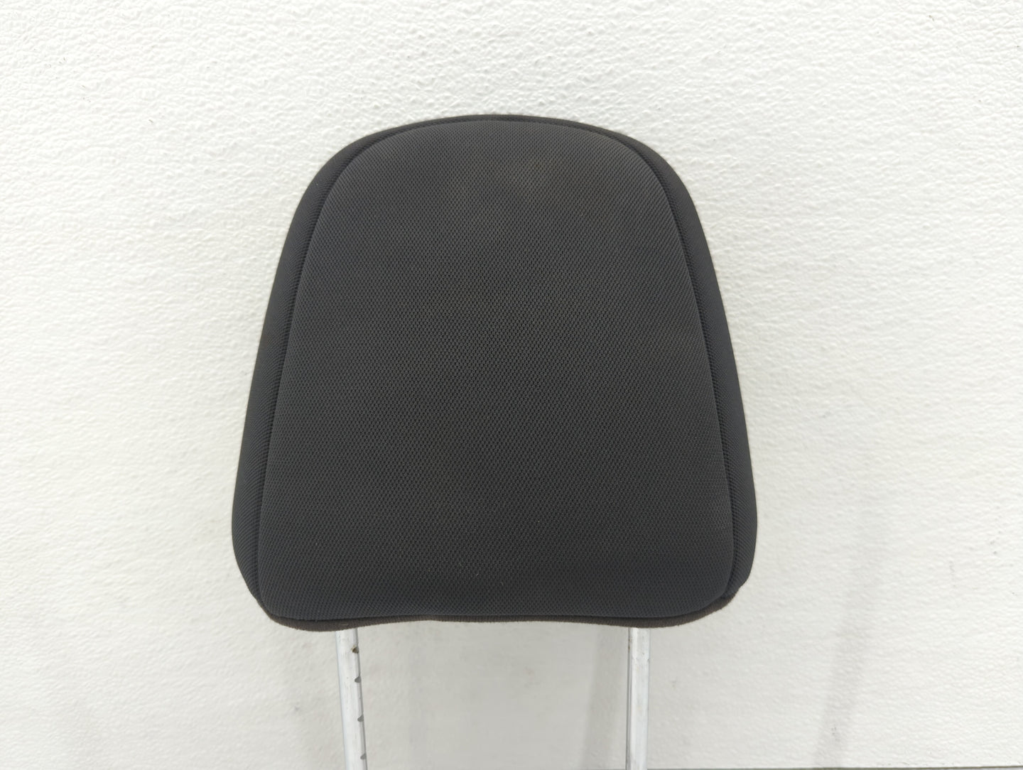 2012-2015 Kia Rio Headrest Head Rest Front Driver Passenger Seat Black - Oemusedautoparts1.com