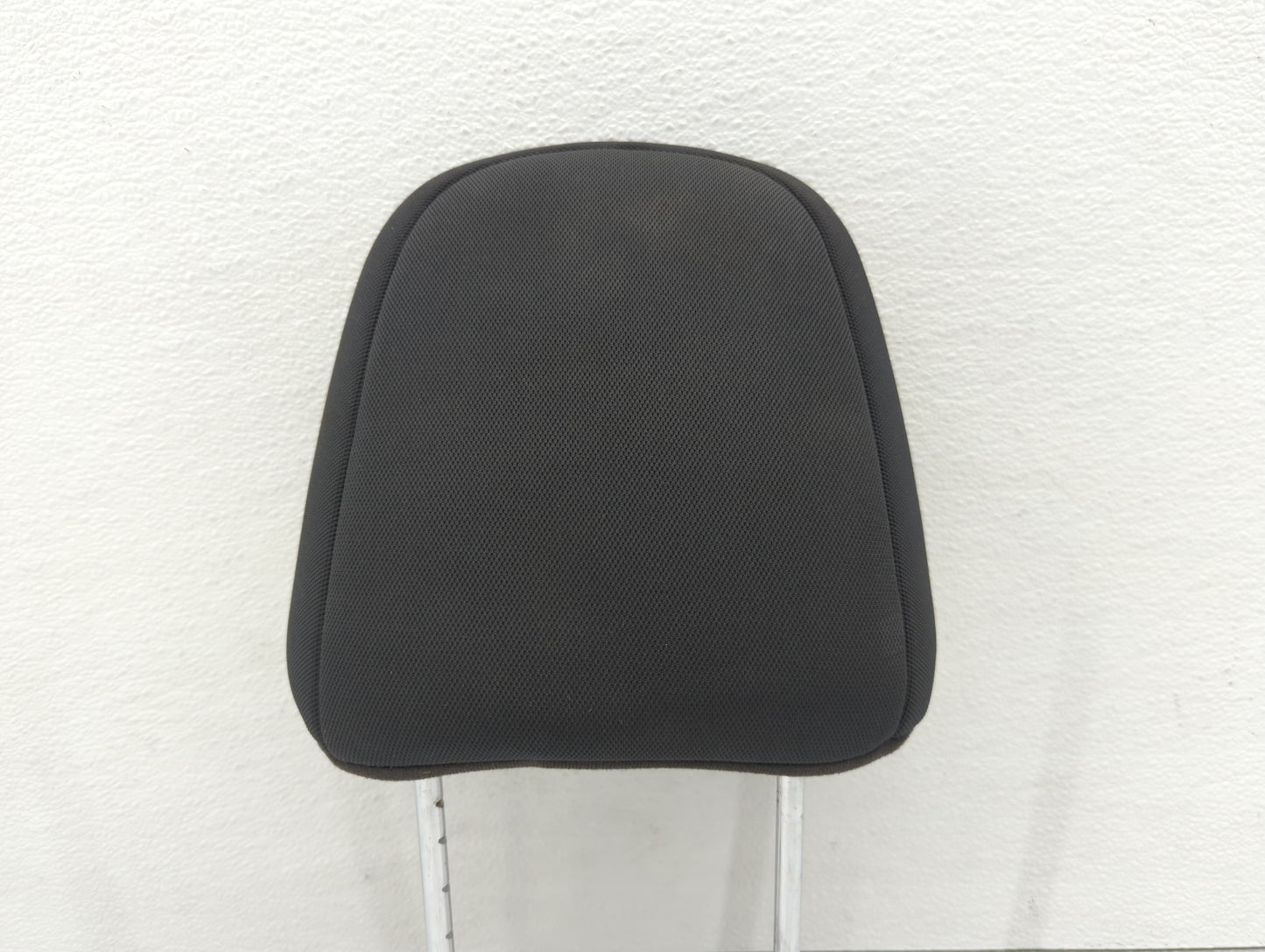 2012-2015 Kia Rio Headrest Head Rest Front Driver Passenger Seat Black - Oemusedautoparts1.com