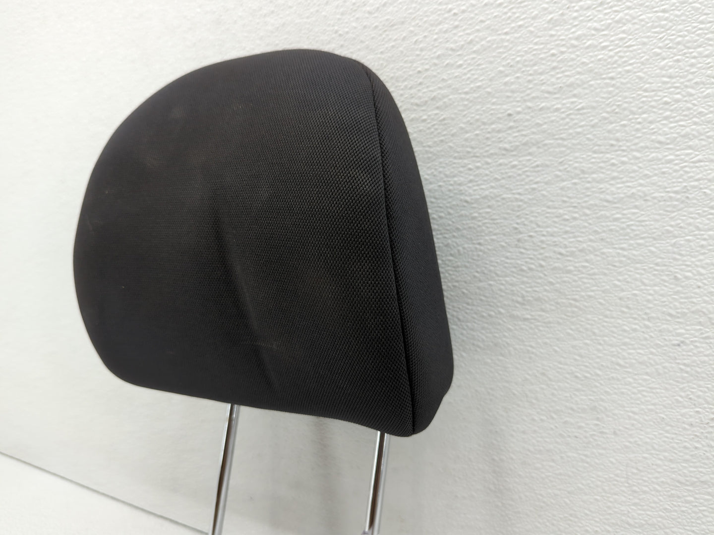 2012-2015 Kia Rio Headrest Head Rest Front Driver Passenger Seat Fits Fits 2012 2013 2014 2015 OEM Used Auto Parts - Oemused