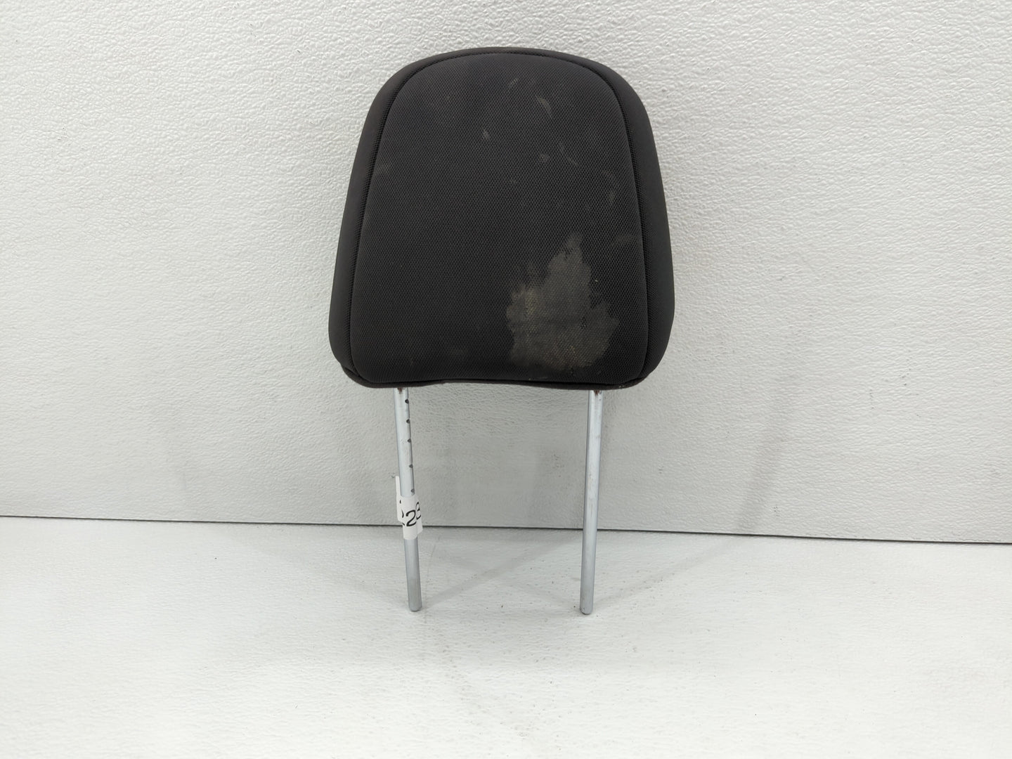 2012-2015 Kia Rio Headrest Head Rest Front Driver Passenger Seat Fits Fits 2012 2013 2014 2015 OEM Used Auto Parts - Oemused