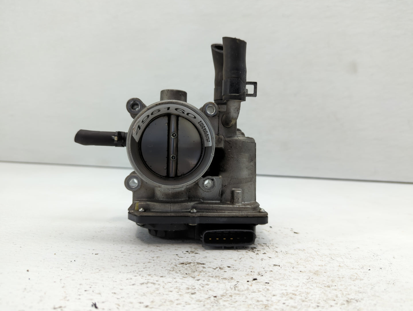 2012-2019 Kia Rio Throttle Body P/N:35100-2B370 Fits Fits 2012 2013 2014 2015 2016 2017 2018 2019 OEM Used Auto Parts - Oemu