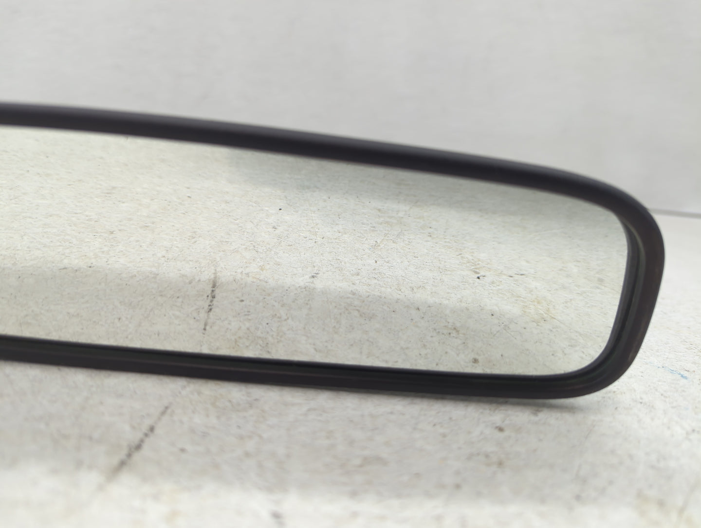 2010-2017 Kia Rio Interior Rear View Mirror Replacement OEM P/N:E4012143 Fits OEM Used Auto Parts - Oemusedautoparts1.com