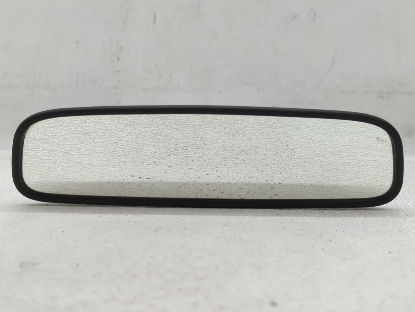 2010-2017 Kia Rio Interior Rear View Mirror Replacement OEM P/N:E4012147 Fits OEM Used Auto Parts - Oemusedautoparts1.com