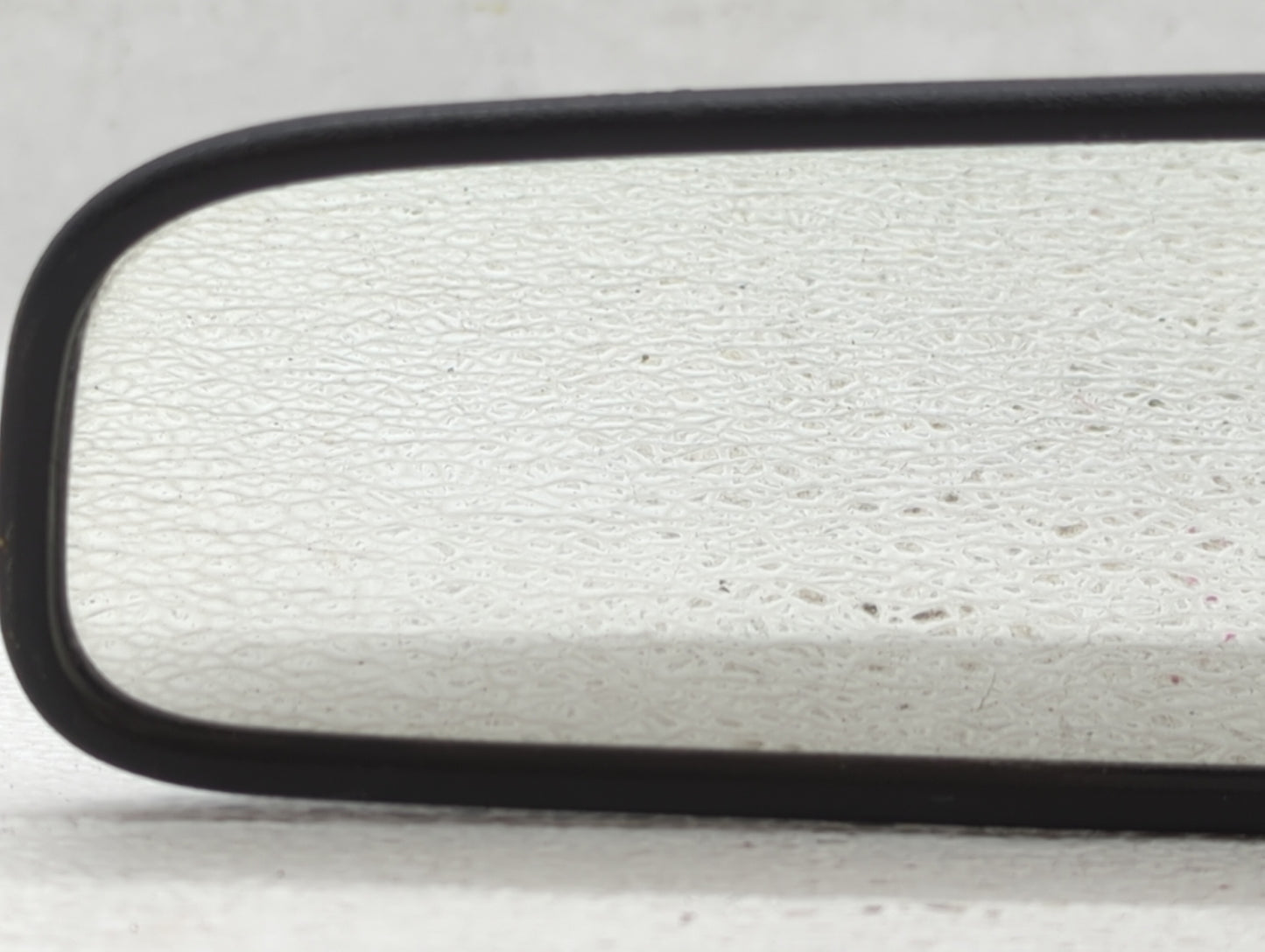 2010-2017 Kia Rio Interior Rear View Mirror Replacement OEM P/N:E4012147 Fits OEM Used Auto Parts - Oemusedautoparts1.com