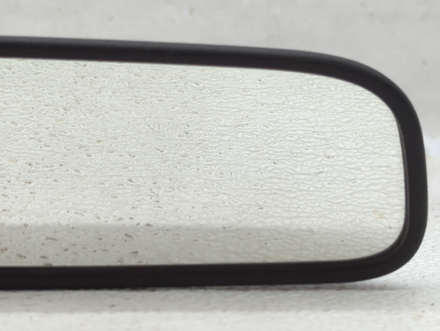 2010-2017 Kia Rio Interior Rear View Mirror Replacement OEM P/N:E4012147 Fits OEM Used Auto Parts - Oemusedautoparts1.com
