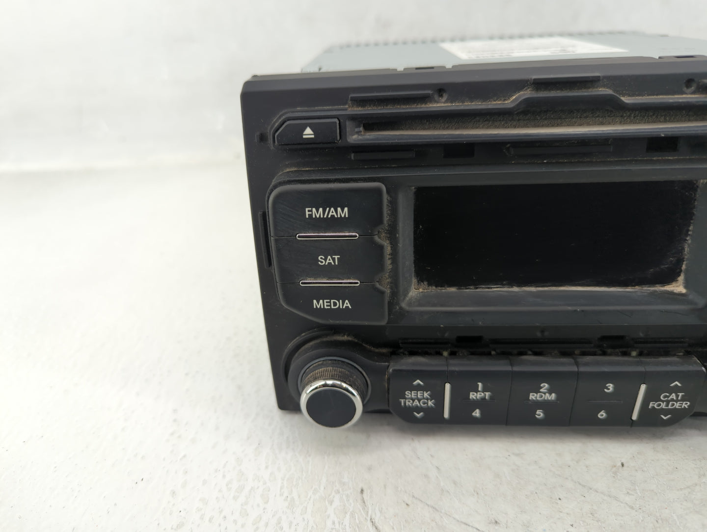 2012-2015 Kia Rio Am Fm Cd Player Radio Receiver - Oemusedautoparts1.com