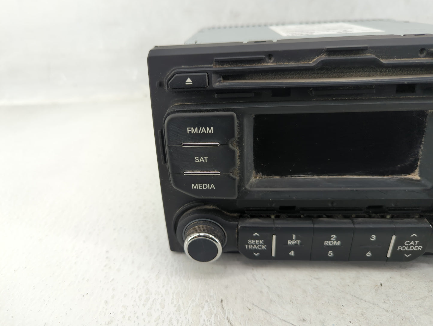 2012-2015 Kia Rio Am Fm Cd Player Radio Receiver - Oemusedautoparts1.com