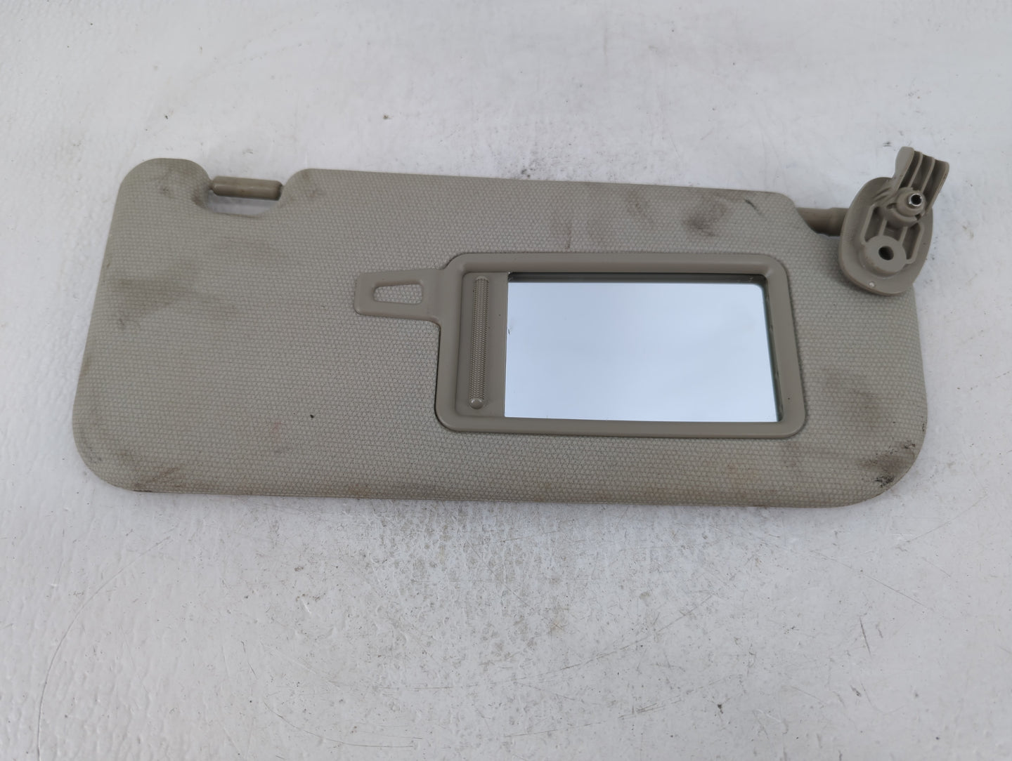 2012-2017 Kia Rio Sun Visor Shade Replacement Passenger Right Mirror Fits Fits 2012 2013 2014 2015 2016 2017 OEM Used Auto P