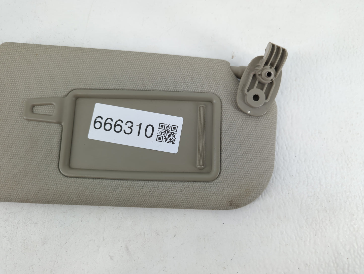 2012-2017 Kia Rio Sun Visor Shade Replacement Passenger Right Mirror Fits Fits 2012 2013 2014 2015 2016 2017 OEM Used Auto P
