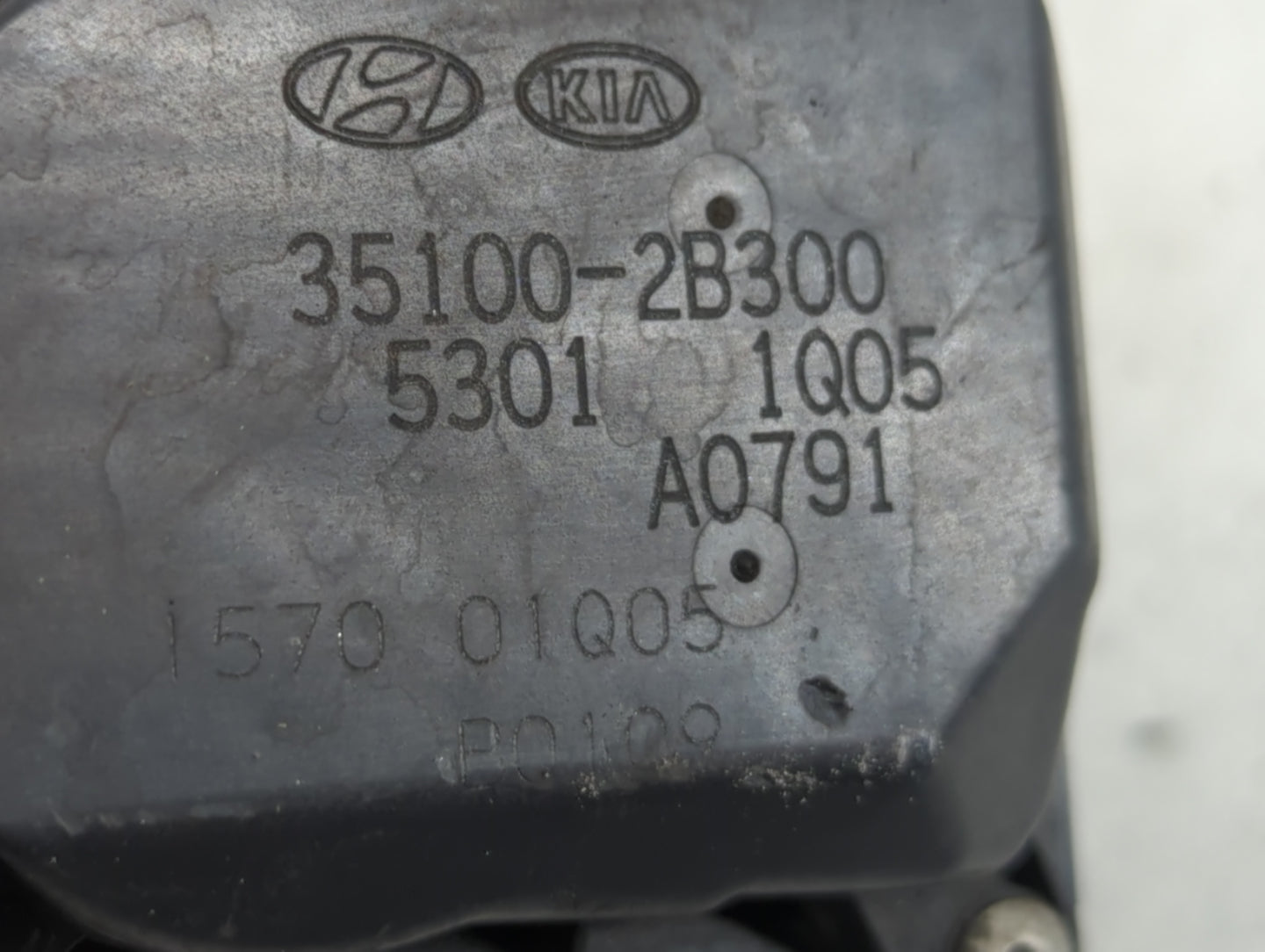 2012-2019 Kia Rio Throttle Body P/N:5301 1Q05 35100-2B300 Fits Fits 2012 2013 2014 2015 2016 2017 2018 2019 OEM Used Auto Pa