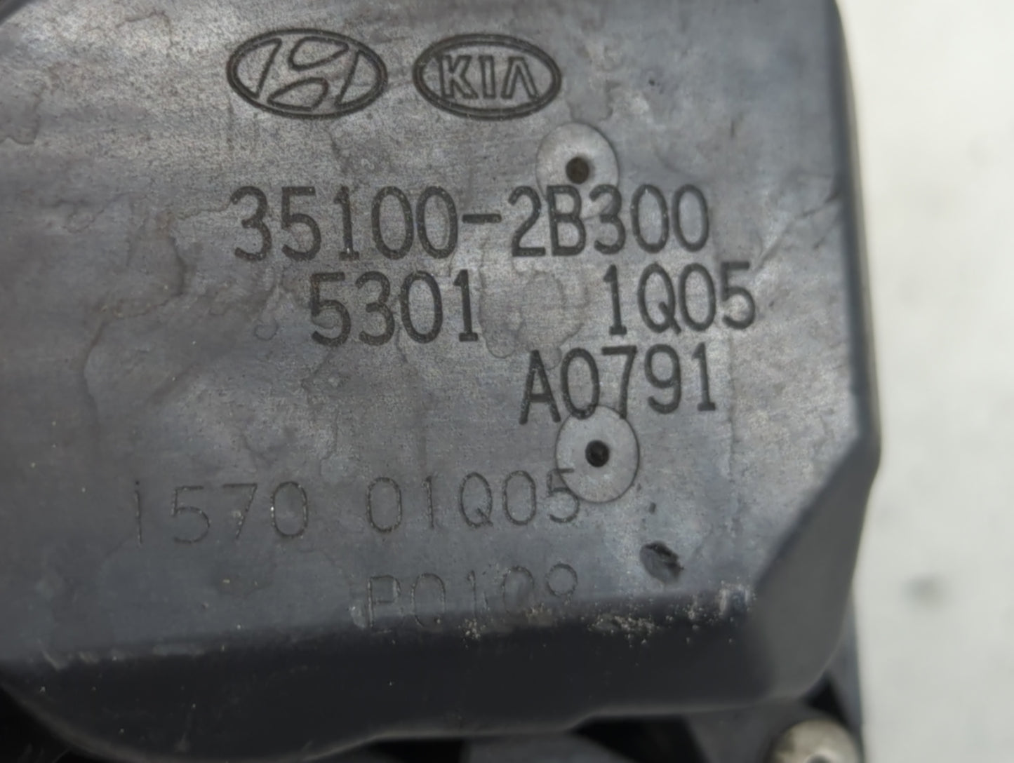 2012-2019 Kia Rio Throttle Body P/N:5301 1Q05 35100-2B300 Fits Fits 2012 2013 2014 2015 2016 2017 2018 2019 OEM Used Auto Pa